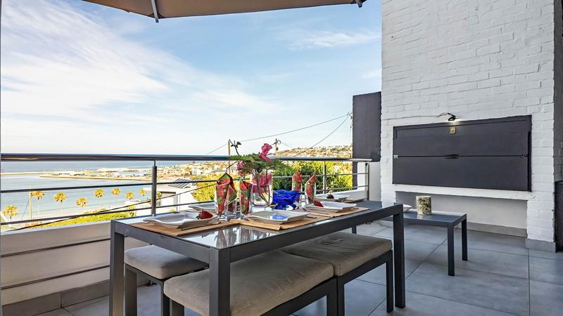 4 Bedroom Property for Sale in Santos Bay Western Cape